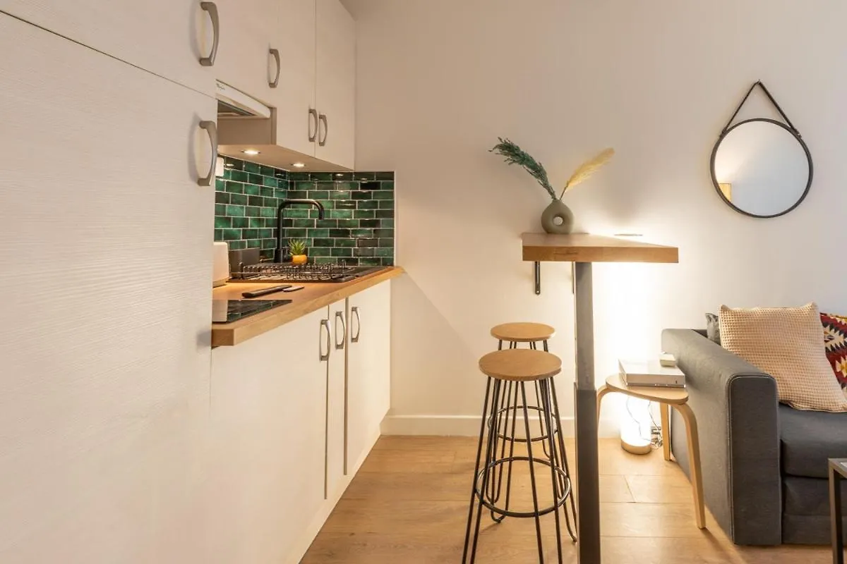 Cosy Parisian Flat Apartment  Paris