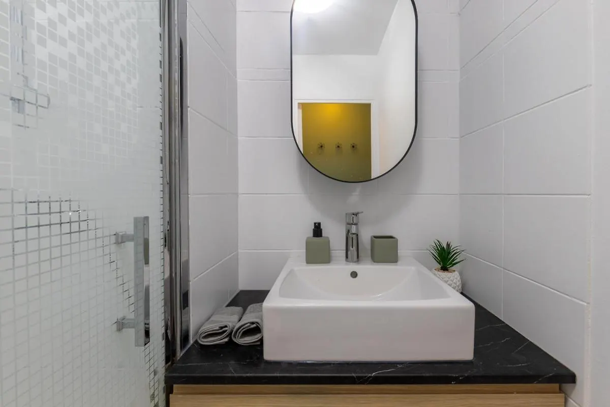 Cosy Parisian Flat Apartment  Paris